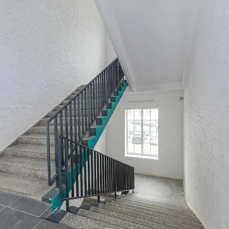 Modern Loft Near Christ's Resurrection Church By Polo Apartment