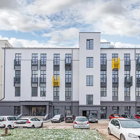 Apartment Modern Loft Near Christ's Resurrection Church By Polo