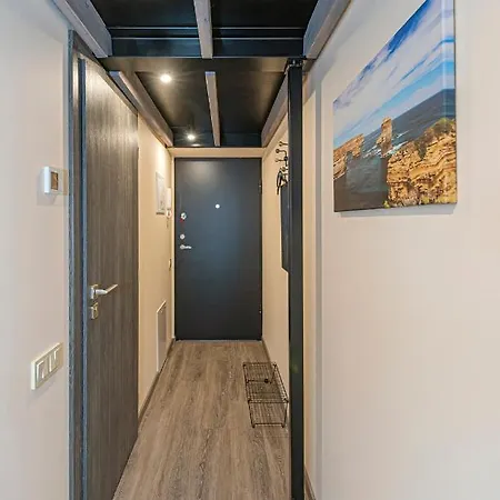 Apartment Modern Loft Near Christ's Resurrection Church By Polo Kaunas