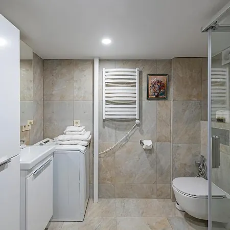 Apartment Modern Loft Near Christ's Resurrection Church By Polo