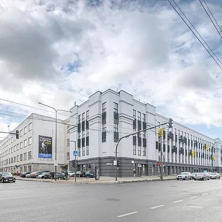 Apartment Modern Loft Near Christ's Resurrection Church By Polo *