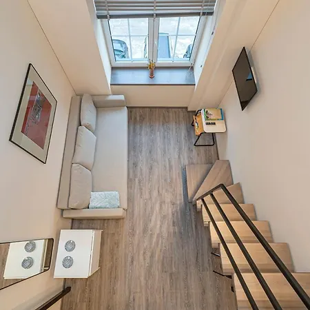 Apartment Modern Loft Near Christ's Resurrection Church By Polo