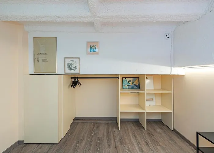 Modern Loft Near Christ's Resurrection Church By Polo Appartement