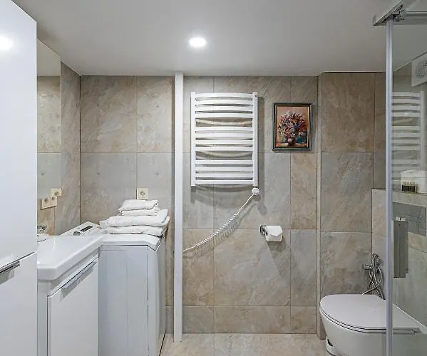 Daire Modern Loft Near Christ's Resurrection Church By Polo